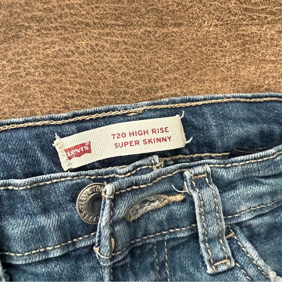 Levi’s Super Skinny Jeans - Picture 10 of 16